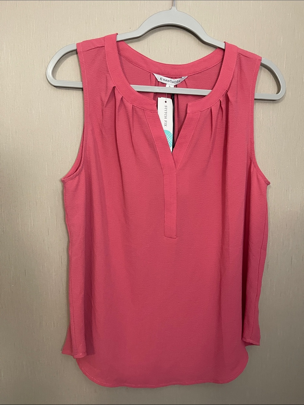 41 hawthorn stitch fix NWT large morey Coral Pink Sleeveless Split-Neck Camisole - Picture 1 of 6